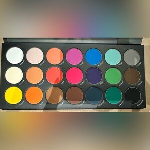 Karity Matte Palette BNIB